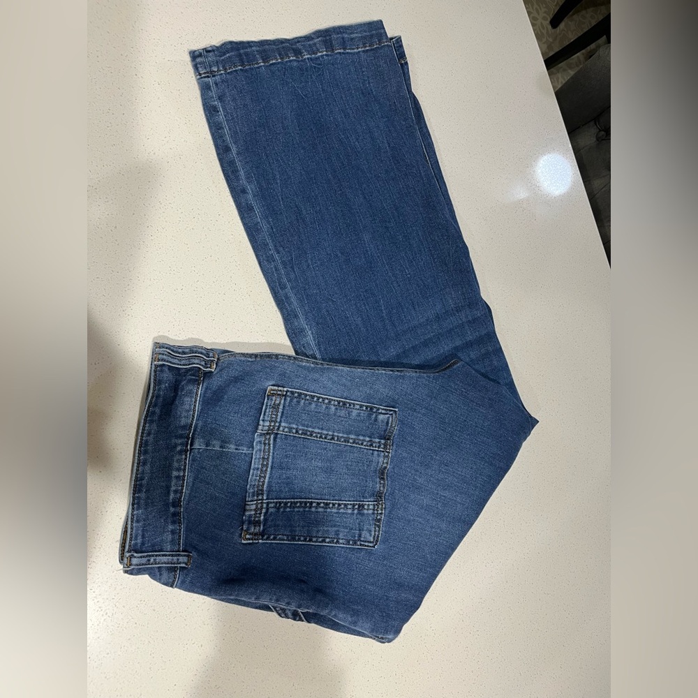 Classic Blue Denim Jeans by Kut from the Kloth